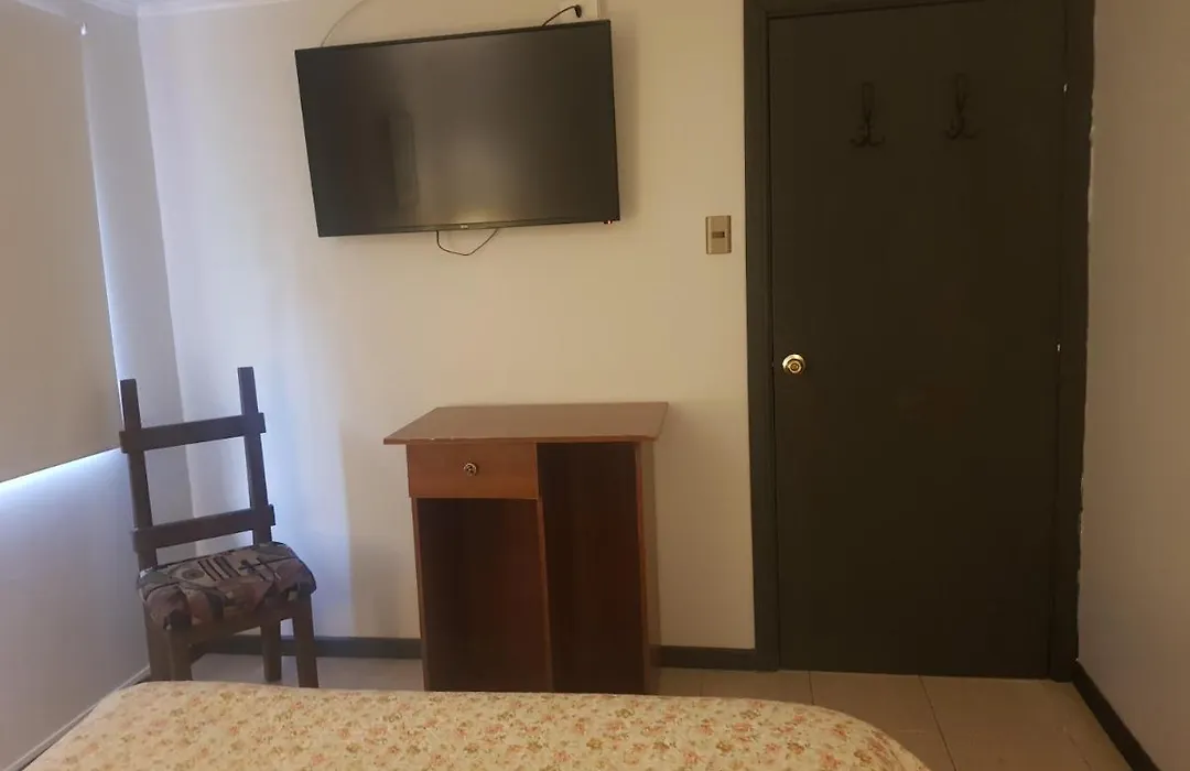 Hostal Centro Montt-1